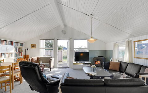 Gritt - 400M from the Sea: Cottage, Shed, Hut, Farmhouse, Prairie, Shack, Barn, Log Cabin, Garden Buildings