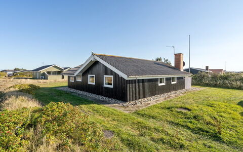 Gritt - 400M from the Sea: Cottage, Shed, Hut, Farmhouse, Prairie, Shack, Barn, Log Cabin, Garden Buildings