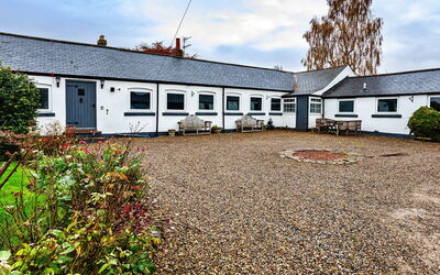 Woodstock Lodge