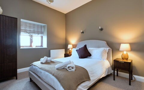 The Park: Bed, Furniture, Interior Design, Bedroom, Bedding, Bed Sheet, Floor, Wall, Flooring, Ceiling