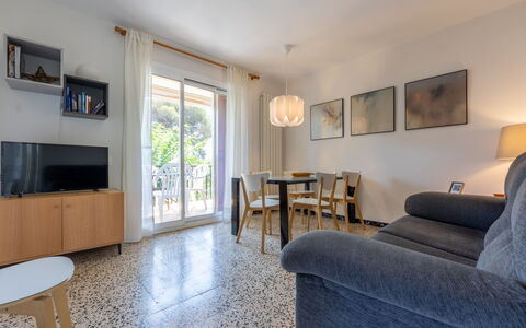 Mas Baixuli: Furniture, Property, Cabinetry, Comfort, Building, Azure, Wood, Lighting, Lamp, Interior Design