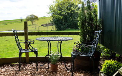 Hay and Hedgerow Glamping