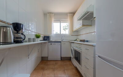 Accommodation:&nbsp;Zona Estival 215.2
