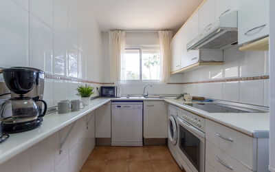 Accommodation:&nbsp;Zona Estival 215.2