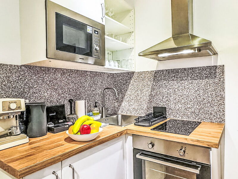 Accommodation:&nbsp;Čelakovsky 104.5