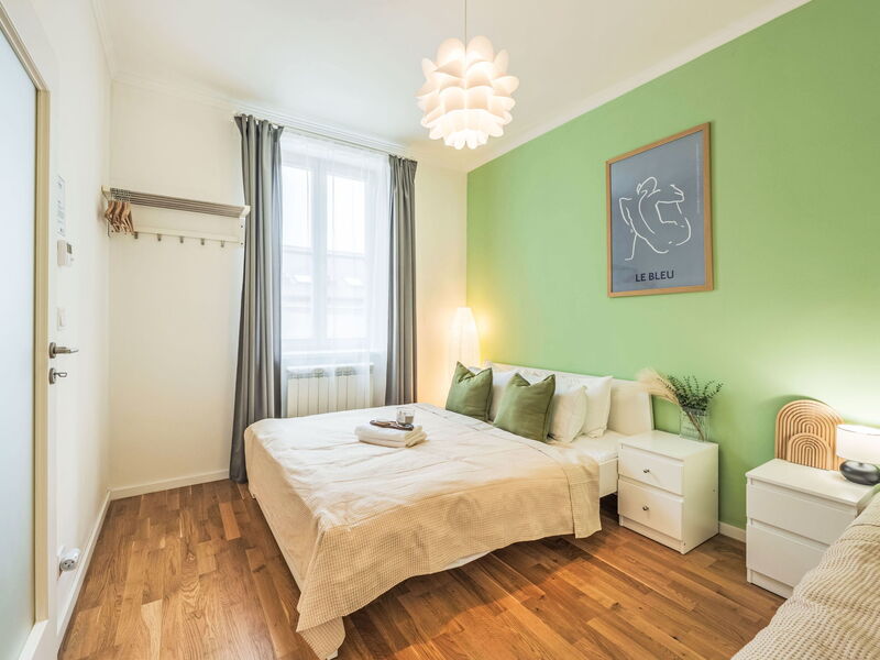 Accommodation:&nbsp;Čelakovsky 104.1