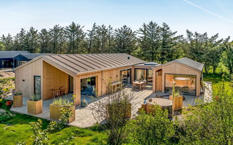 Silja - 900M from the Sea: Grass, Grassland, Land Lot, Cottage, Rural Area, Meadow, Garden Buildings, Garden, Shed