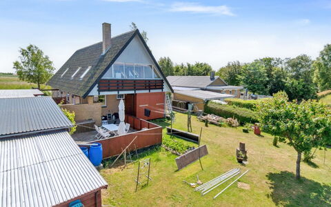 Lacey - 4Km from the Sea: Estate, Shade, Driveway, Farmhouse