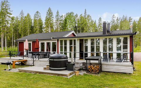Jönsamåla: Cottage, Yard, Siding, Porch, Log Cabin, Backyard, Outdoor Furniture, Outdoor Structure, Garden Buildings