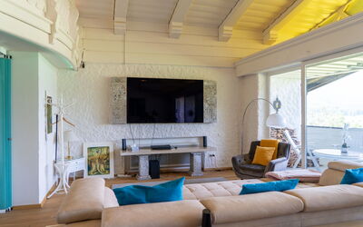 Accommodation:&nbsp;Seethurn 1.1