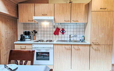 Accommodation:&nbsp;Trojer 718.1