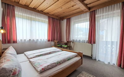 Accommodation:&nbsp;Trojer 718.2