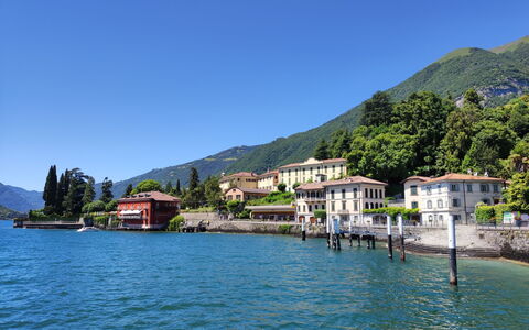 La Casa di Carlo: Water, Mountainous Landforms, Body Of Water, Water Resources, Mountain, Waterway, Hill, Coastal And Oceanic Landforms, Highland, Landscape