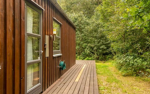 Suna - from the Sea: Grass, Wood, Rural Area, Shrub, Cottage, Roof, Plain, Land Lot, Home, Groundcover