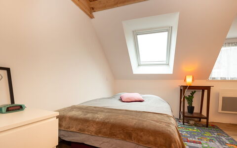 Les Liesses: Bed, Furniture, Interior Design, Bedroom, Floor, Bedding, Flooring, Bed Sheet, Wall, Wood