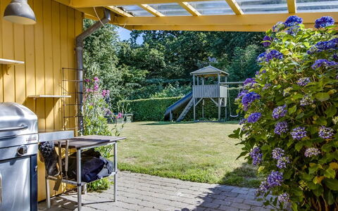 Ephra - 150M from the Sea: Grass, Grassland, Land Lot, Cottage, Rural Area, Meadow, Garden Buildings, Garden, Shed