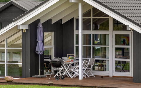 Winald - 150M from the Sea: Grass, Grassland, Land Lot, Cottage, Rural Area, Meadow, Garden Buildings, Garden, Shed
