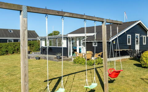 Raymond - 175M from the Sea: Estate, Shade, Driveway, Farmhouse