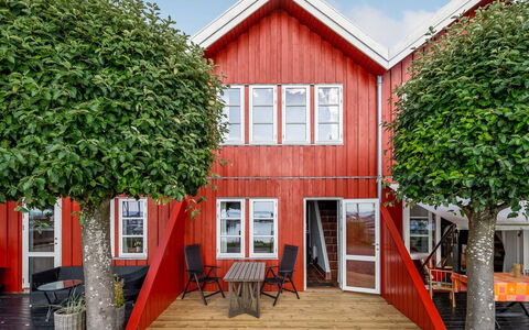 Ulvi - 15M from the Sea: Roof, Home, Door, Cottage, Shade, Siding, Yard, Estate, Backyard