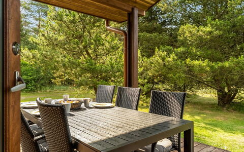 Edele - 5Km from the Sea: Estate, Shade, Driveway, Farmhouse