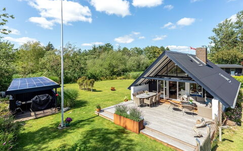 Frodde - 200M from the Sea: Solar Energy, Solar Power, Roof, Home, Cottage, Garden, Shade, Farmhouse