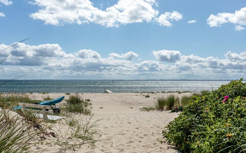Frodde - 200M from the Sea: Sky, Blue, Water, Body Of Water, Beach, Natural Environment, Horizon, Coast, Cloud, Summer