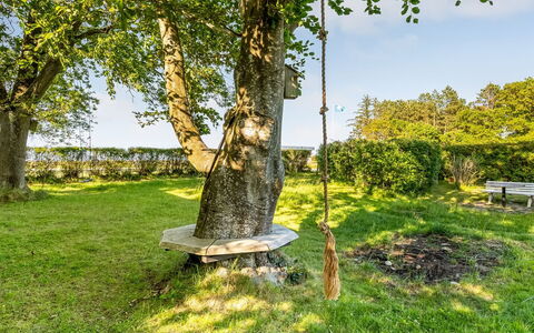 Meglena - 250M from the Sea: Grass, Grassland, Land Lot, Cottage, Rural Area, Meadow, Garden Buildings, Garden, Shed