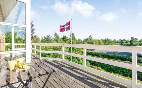 Albert - 300M from the Sea: Wood, Home, Porch, Deck, Hardwood, Roof, Wood Stain, Wood Flooring, Eco Hotel