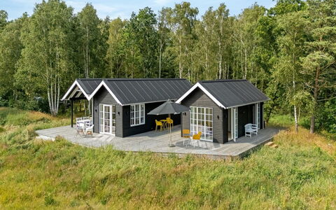 Farman - 150M from the Sea: Wood, Home, Porch, Deck, Hardwood, Roof, Wood Stain, Wood Flooring, Eco Hotel