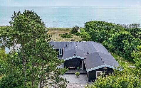 Donka - 25M from the Sea: Swimming Pool, Outdoor Furniture, Furniture, Resort, Flagstone, Eco Hotel, Shade, Chair, Leisure, Estate