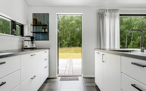 Sighvat - 300M from the Sea: Countertop, Flooring, Kitchen, Wood, Interior Design, Cabinetry, Floor, Furniture, Kitchen Appliance, Home