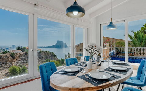 Brisa del Mar: Furniture, Interior Design, Table, Chair, Kitchen & Dining Room Table, Flooring, Dining Room, Floor, Lighting, Ceiling