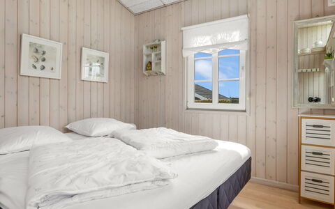 Teja - 100M from the Sea: Wood, Bedroom, Bed, Floor, Interior Design, Home, Bedding, Bed Sheet, Flooring, Bed Frame