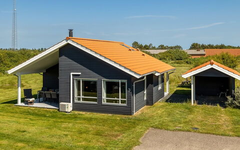 Ernesta - from the Sea: Grass, Grassland, Land Lot, Cottage, Rural Area, Meadow, Garden Buildings, Garden, Shed