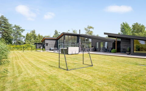 Apelone - 900M from the Sea: Grass, Home, Land Lot, Garden, Lawn, Estate, Cottage, Farmhouse, Landscaping, Shade
