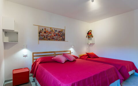Casa Emma: Furniture, Flooring, Floor, Interior Design, Bedroom, Lighting, Apartment, Bed, Ceiling, Home
