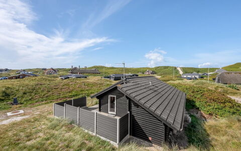 Georg - 200M from the Sea: Grass, Grassland, Land Lot, Cottage, Rural Area, Meadow, Garden Buildings, Garden, Shed