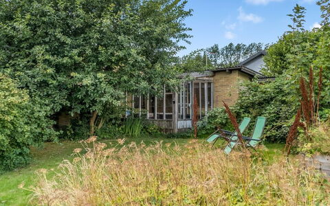 Ilmo - 1.9Km from the Sea: Cottage, Backyard, Yard, Garden Buildings, Shed, Siding, Outdoor Furniture, Log Cabin, Outdoor Structure, Shack