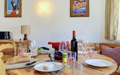 Accommodation:&nbsp;Les Dryades 8 110.4