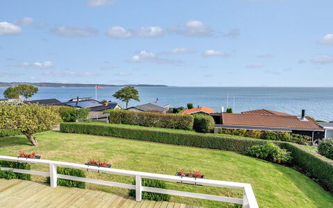 Fani - 150M from the Sea: Coastal And Oceanic Landforms, Coast, Sea, Ocean, Shore, Landscaping, Sound, Tropics, Bay, Walkway
