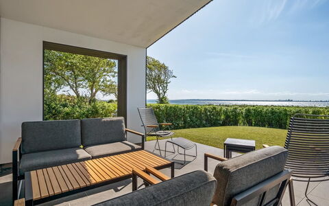 Nille - 30M from the Sea: Wood, Home, Porch, Deck, Hardwood, Roof, Wood Stain, Wood Flooring, Eco Hotel