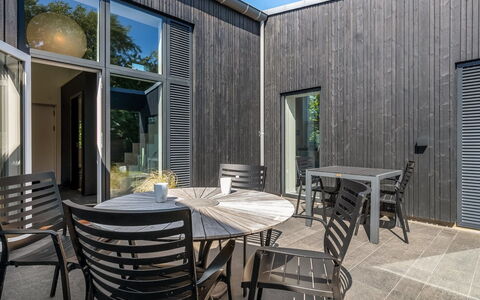 Nille - 30M from the Sea: Wood, Home, Porch, Deck, Hardwood, Roof, Wood Stain, Wood Flooring, Eco Hotel