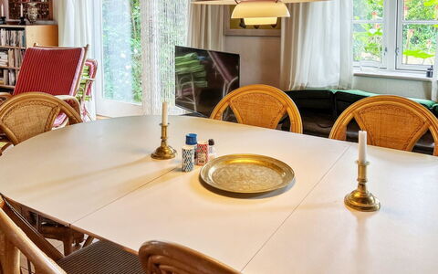Virpi - 8Km from the Sea: Apartment, Condominium, Estate, Balcony, Villa, Hotel