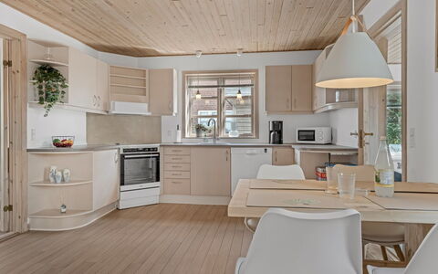 Antine - 400M from the Sea: Apartment, Condominium, Estate, Balcony, Villa, Hotel