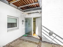 Arian - 25M from the Sea