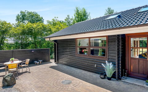 Lillebror - 12Km from the Sea: Wood, Plant Community, Land Lot, Shade, Natural Material, Garden Buildings, Shed, Outdoor Structure, Log Cabin