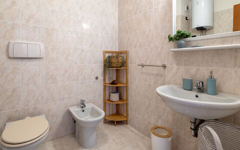La Casa di Mimmo: Toilet Seat, Bathroom, Plumbing Fixture, Flooring, Bathroom Sink, Toilet, Sink, Floor, Interior Design, Tap