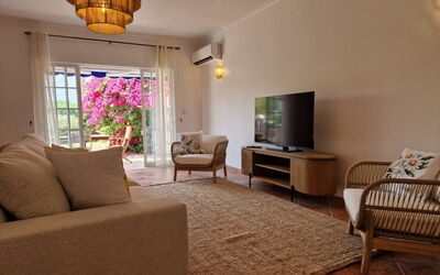 Elisia - Vip Properties