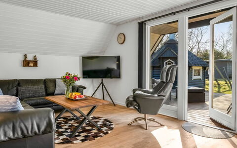 Hannele - 10Km from the Sea: Furniture, Interior Design, Flooring, Wood, Floor, Ceiling, Couch, Wood Flooring, Living Room, Room