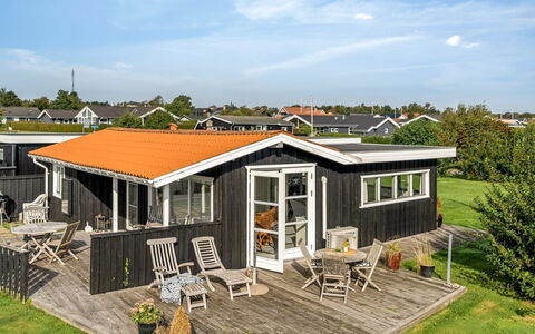 Thit - 90M from the Sea: Cottage, Backyard, Yard, Garden Buildings, Shed, Siding, Outdoor Furniture, Log Cabin, Outdoor Structure, Shack